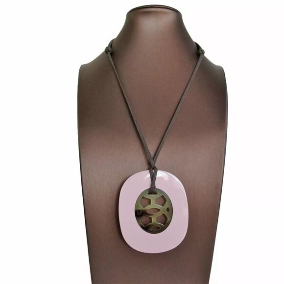 Auth HERMES Necklace Pink / Brown Lacquerwood/Buffalo horn - Picture 1 of 16